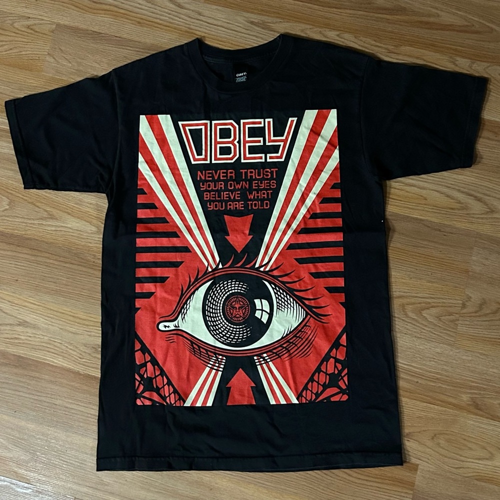 Rare vintage Obey Clothing Shepard Fairy Mens med Tshirt Street art OBEY